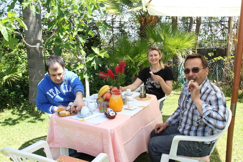 Villa Delle Vacanze Fiumefreddo di Sicilia Extérieur photo