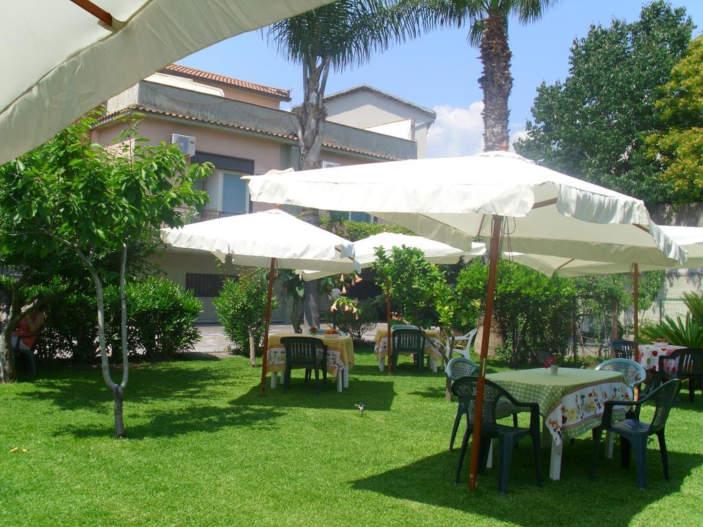 Villa Delle Vacanze Fiumefreddo di Sicilia Extérieur photo