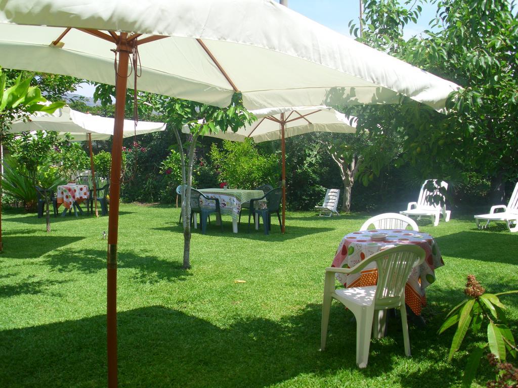 Villa Delle Vacanze Fiumefreddo di Sicilia Extérieur photo