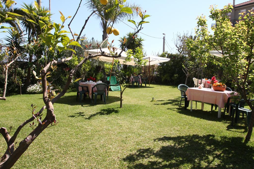 Villa Delle Vacanze Fiumefreddo di Sicilia Extérieur photo