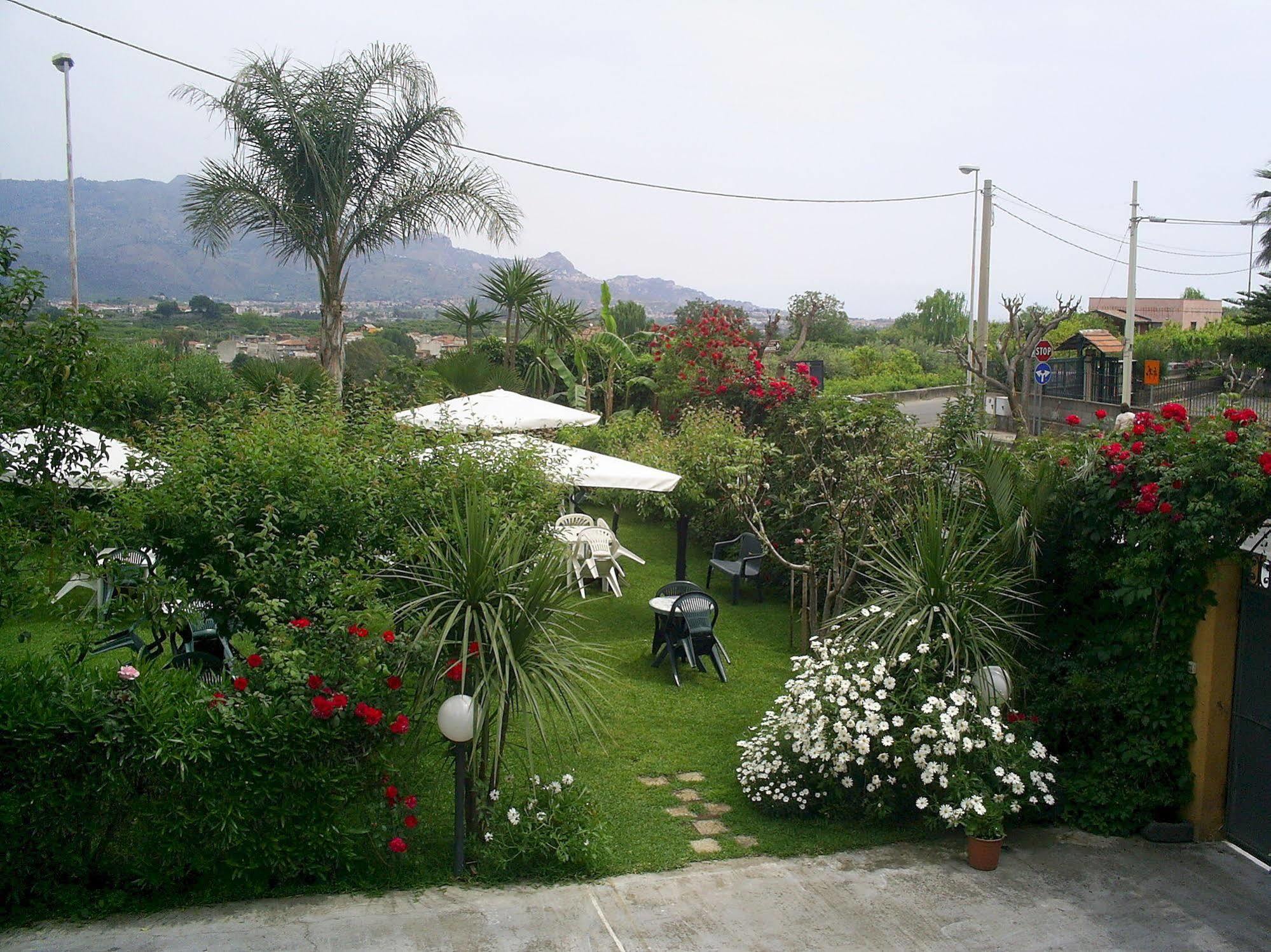Villa Delle Vacanze Fiumefreddo di Sicilia Extérieur photo