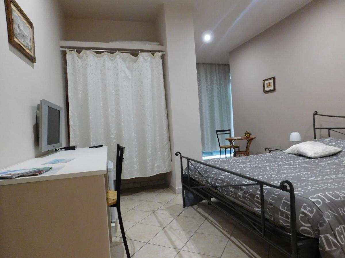 Villa Delle Vacanze Fiumefreddo di Sicilia Extérieur photo